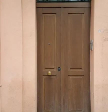 Apartment Sa Domu E Babbu Cagliari